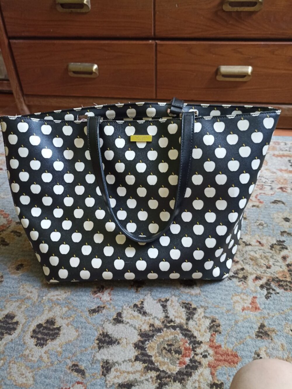 Flawed Kate Spade tote bag